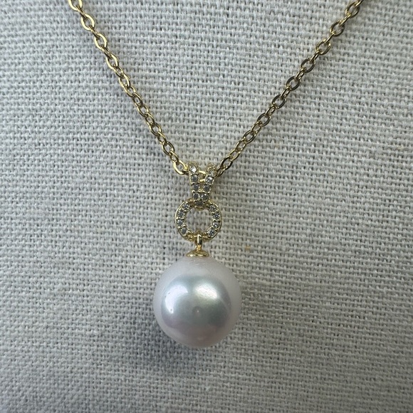 White Pearl Pendant Necklace Gold 925 - Picture 2 of 5